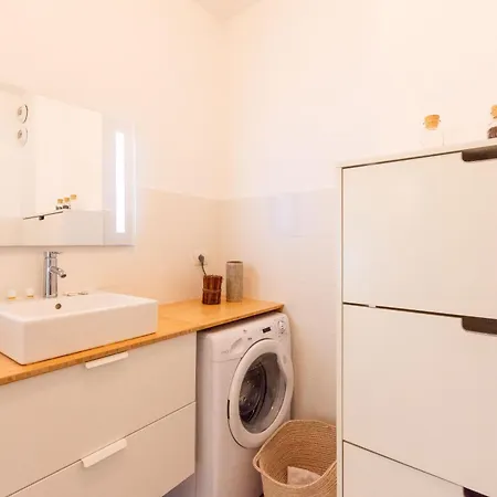 Apartment Milan Bloom Design Pero