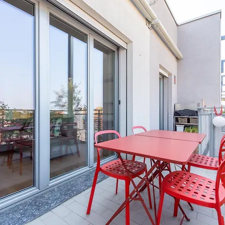 Milan Bloom Design Apartment *