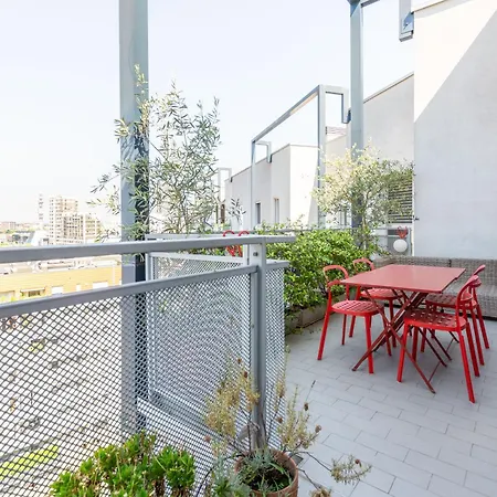 Apartment Milan Bloom Design Pero