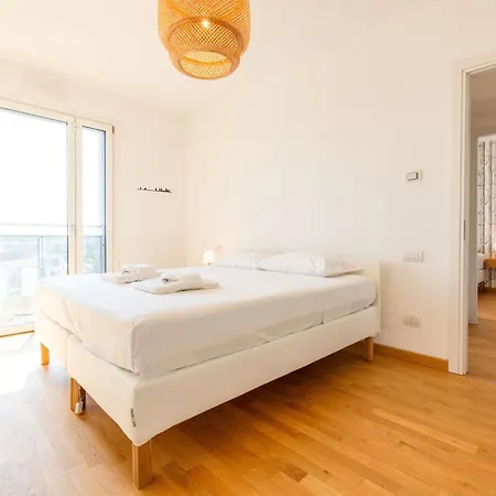 Milan Bloom Design Apartmán